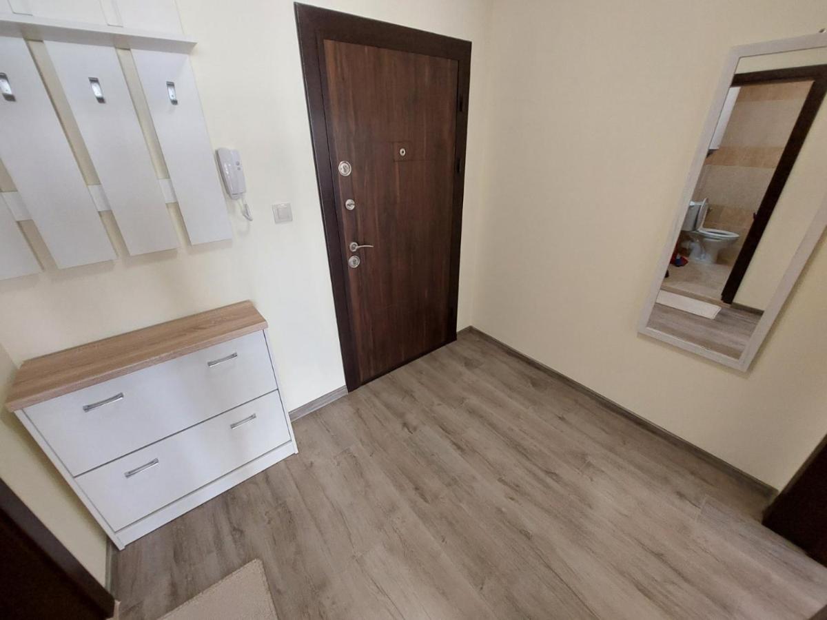Апартаменти За Гости Делукс Burgas Luaran gambar
