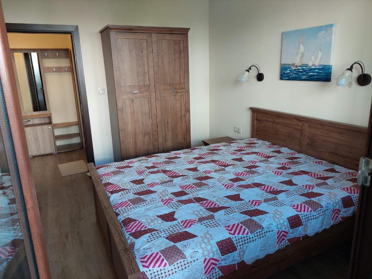 Апартаменти За Гости Делукс Burgas Luaran gambar