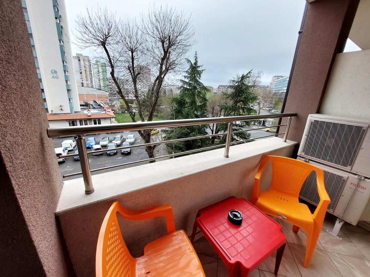 Апартаменти За Гости Делукс Burgas Luaran gambar
